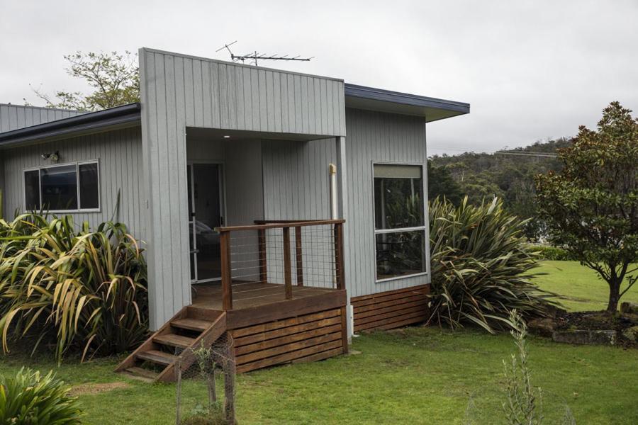 Little Norfolk Bay Events And Chalets Taranna Bagian luar foto