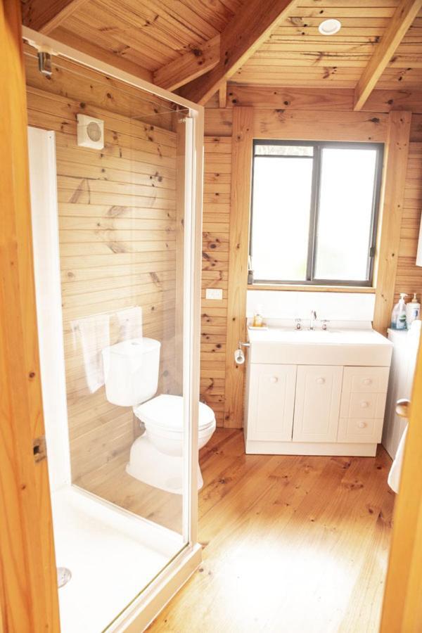 Little Norfolk Bay Events And Chalets Taranna Bagian luar foto